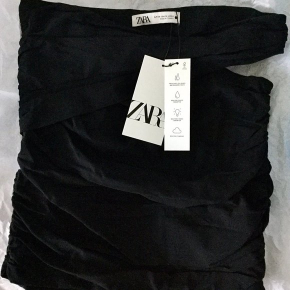 Zara Black Cut Out Skirt - Picture 3 of 6